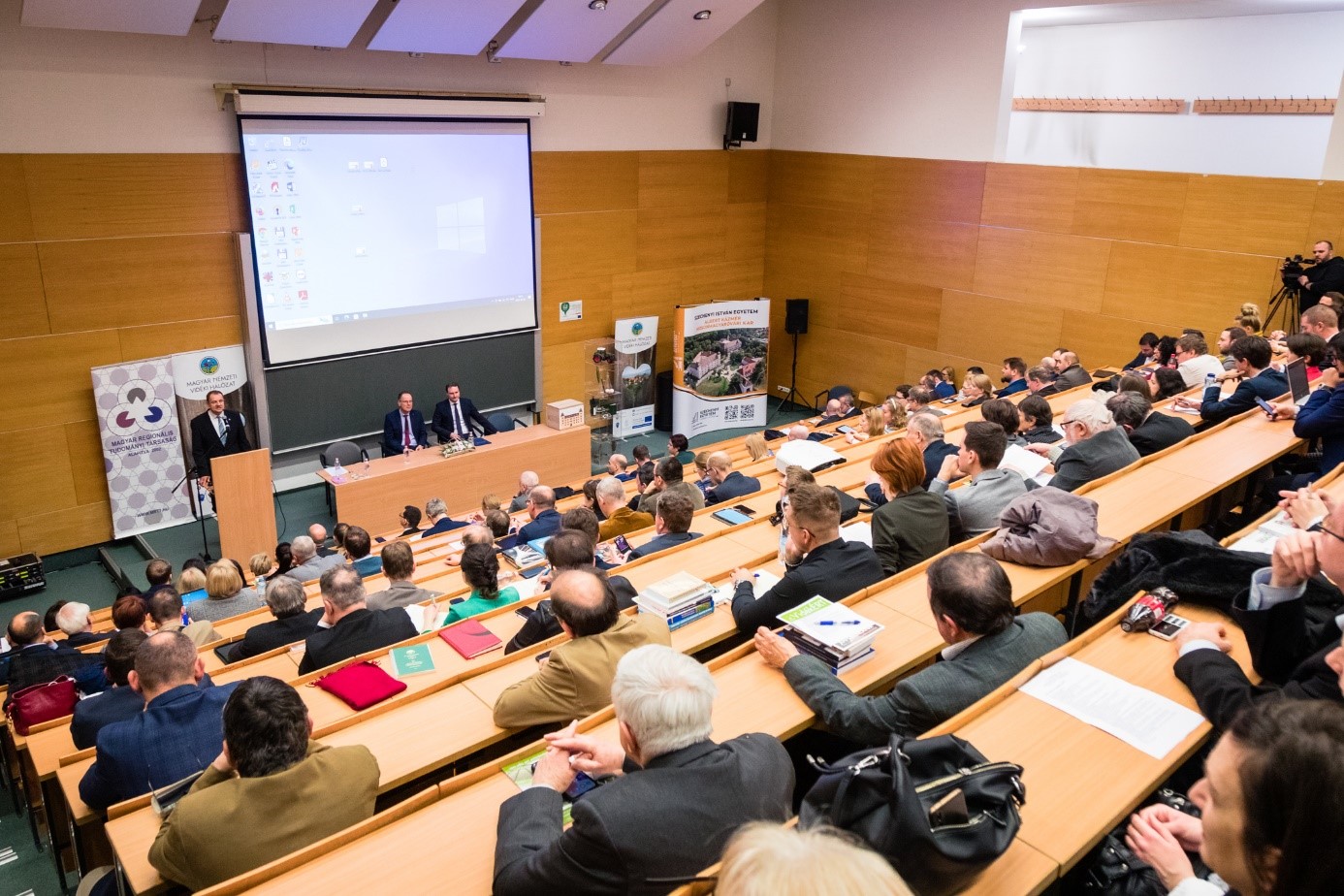 A Széchenyi István Egyetem adott otthont a területfejlesztési szakemberek országos konferenciájának